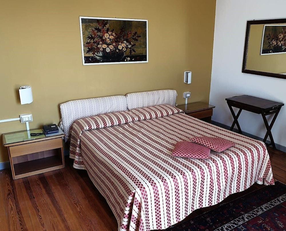 Hotel Morandi ซานเรโม ภายนอก รูปภาพ